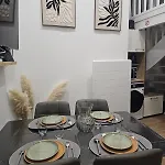 Le Ptit Nid Cocon Au Coeur Du Centre Apartment