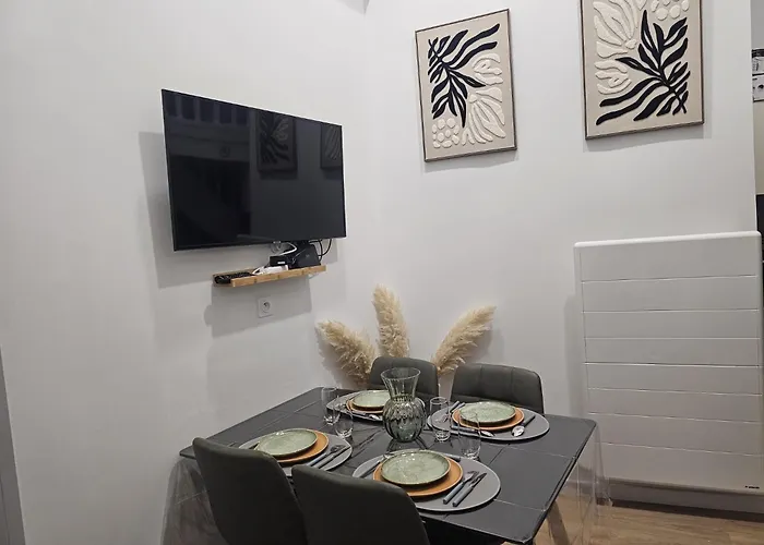 Le Ptit Nid Cocon Au Coeur Du Centre Apartamento Château-Gontier